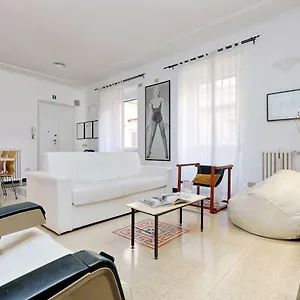 Appartamento Clementina, Roma